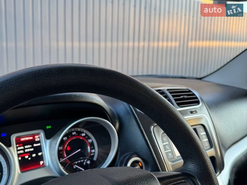 Внедорожник / Кроссовер Dodge Journey 2016 в Киеве