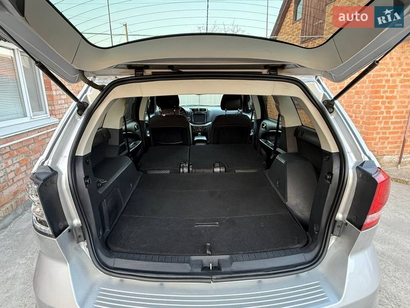Внедорожник / Кроссовер Dodge Journey 2013 в Любаре
