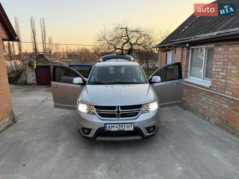 Внедорожник / Кроссовер Dodge Journey 2013 в Любаре