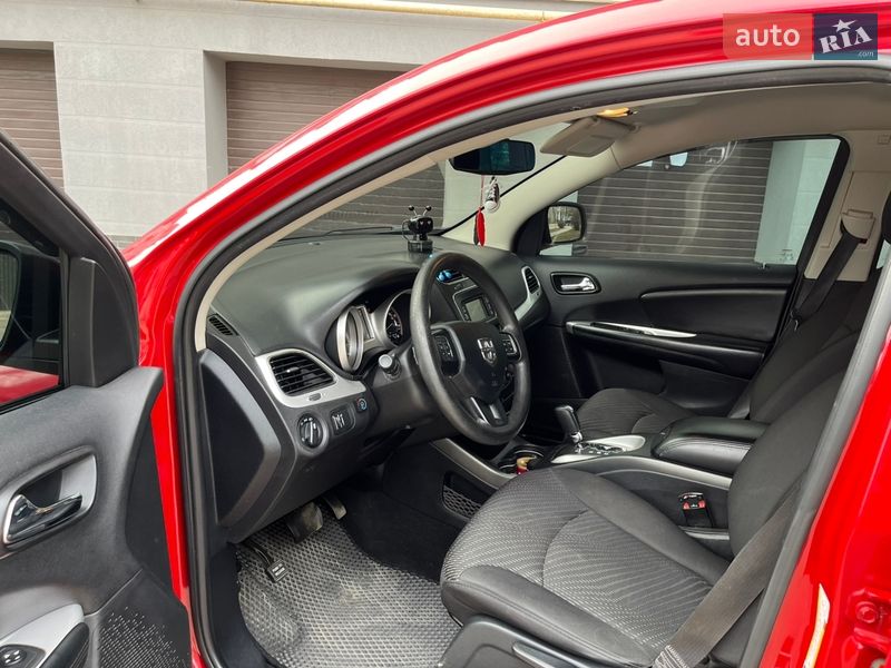 Внедорожник / Кроссовер Dodge Journey 2014 в Ивано-Франковске