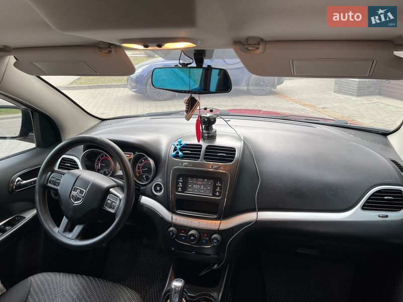 Внедорожник / Кроссовер Dodge Journey 2014 в Ивано-Франковске