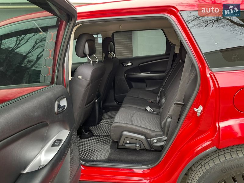 Внедорожник / Кроссовер Dodge Journey 2014 в Ивано-Франковске