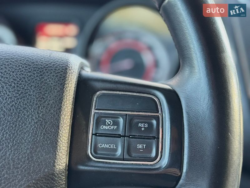 Позашляховик / Кросовер Dodge Journey 2018 в Києві