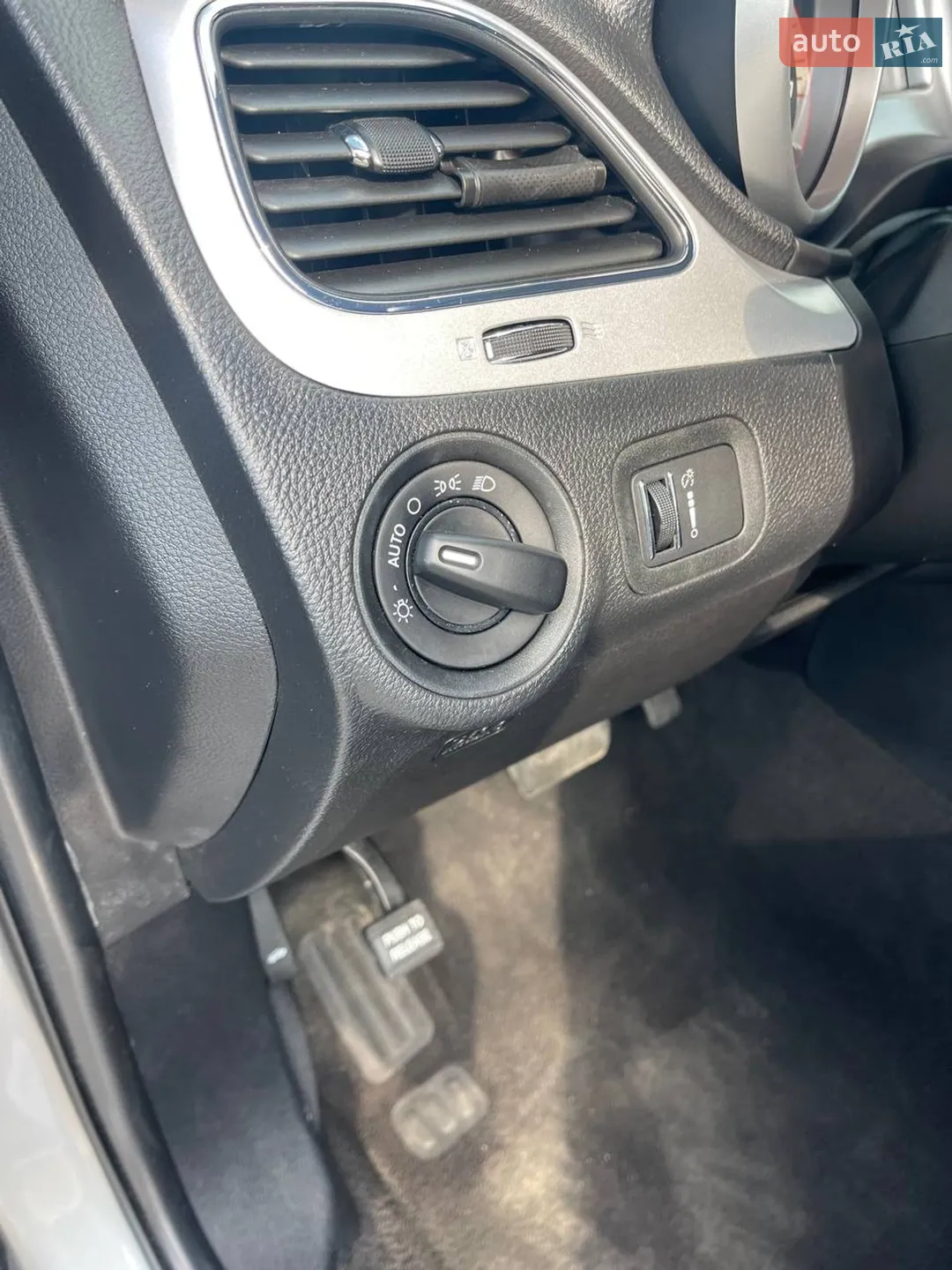 2018 Dodge Journey - мініатюра 12