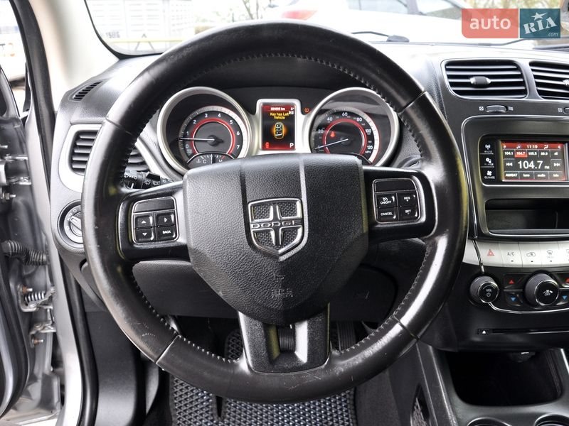 Позашляховик / Кросовер Dodge Journey 2016 в Львові