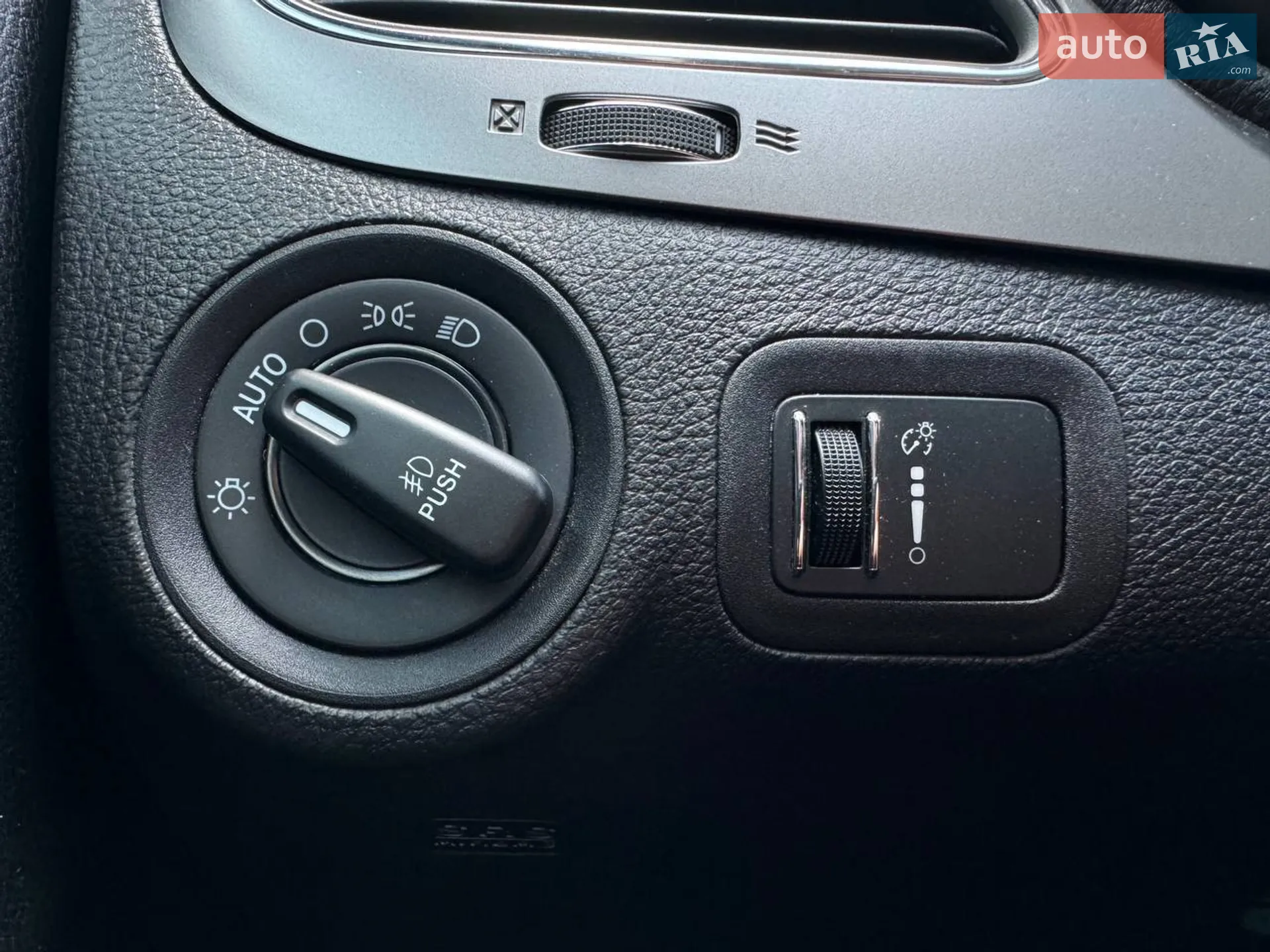 2016 Dodge Journey - мініатюра 17