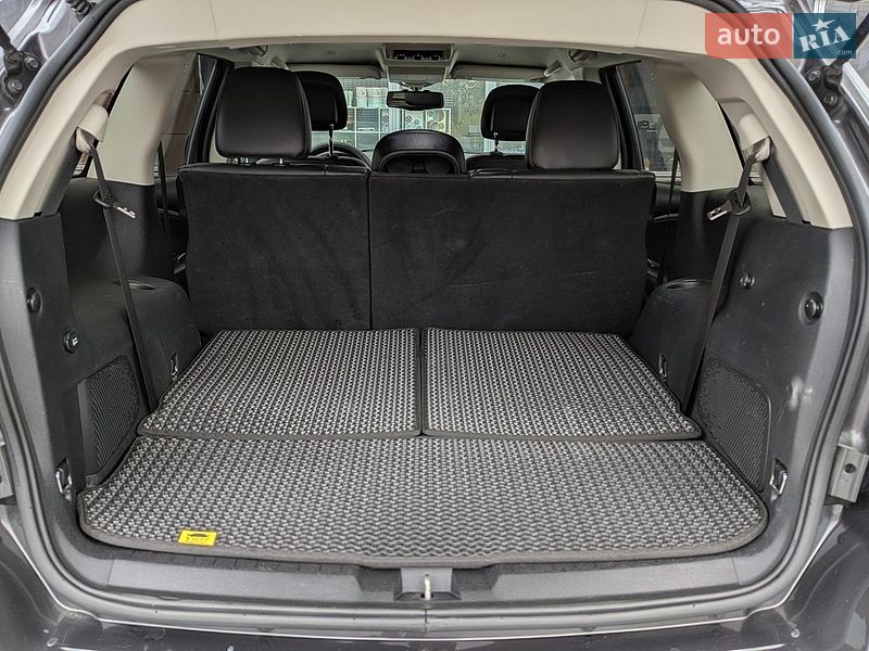 Внедорожник / Кроссовер Dodge Journey 2017 в Ивано-Франковске