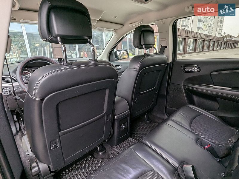 Внедорожник / Кроссовер Dodge Journey 2017 в Ивано-Франковске