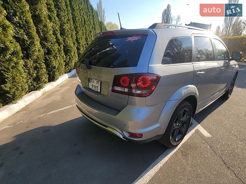 Внедорожник / Кроссовер Dodge Journey 2020 в Киеве