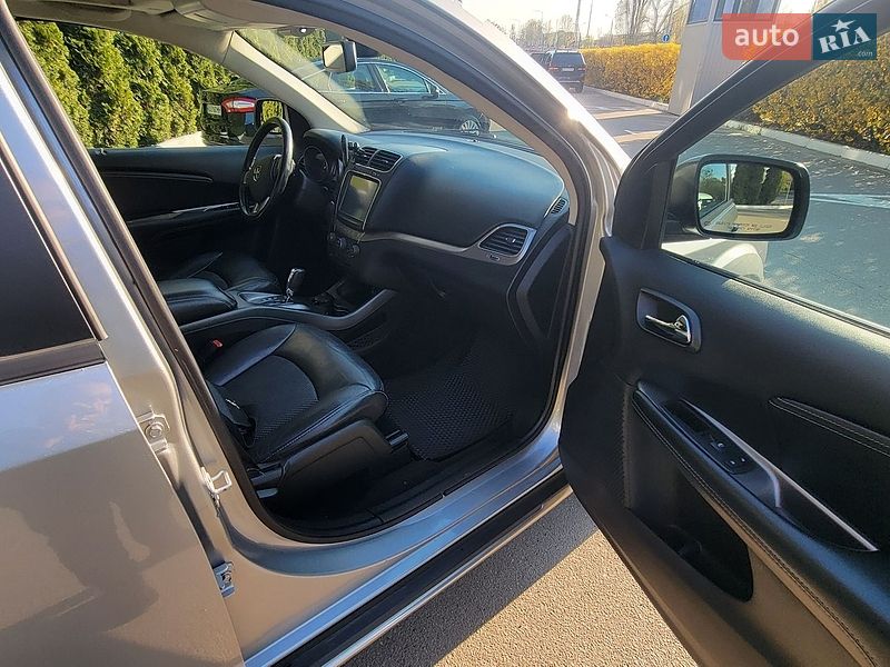 Внедорожник / Кроссовер Dodge Journey 2020 в Киеве