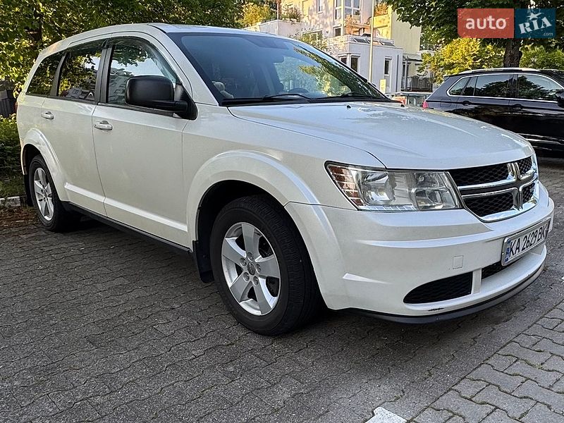 Позашляховик / Кросовер Dodge Journey 2013 в Києві