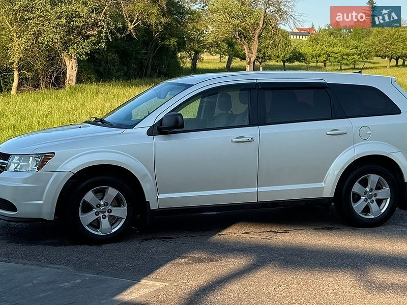 Позашляховик / Кросовер Dodge Journey 2013 в Києві