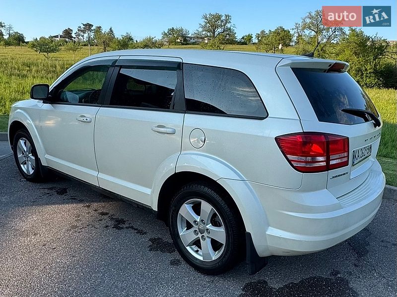 Позашляховик / Кросовер Dodge Journey 2013 в Києві