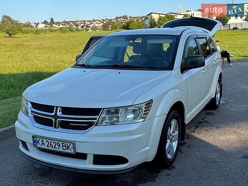 Позашляховик / Кросовер Dodge Journey 2013 в Києві