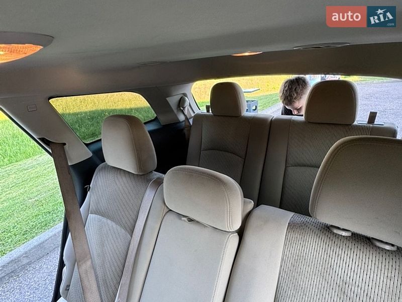 Позашляховик / Кросовер Dodge Journey 2013 в Києві