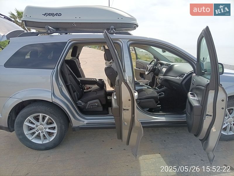 Внедорожник / Кроссовер Dodge Journey 2015 в Кривом Роге