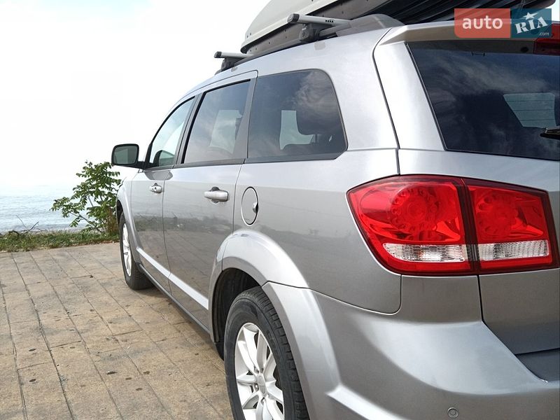 Внедорожник / Кроссовер Dodge Journey 2015 в Кривом Роге