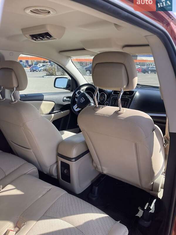 Внедорожник / Кроссовер Dodge Journey 2012 в Кривом Роге
