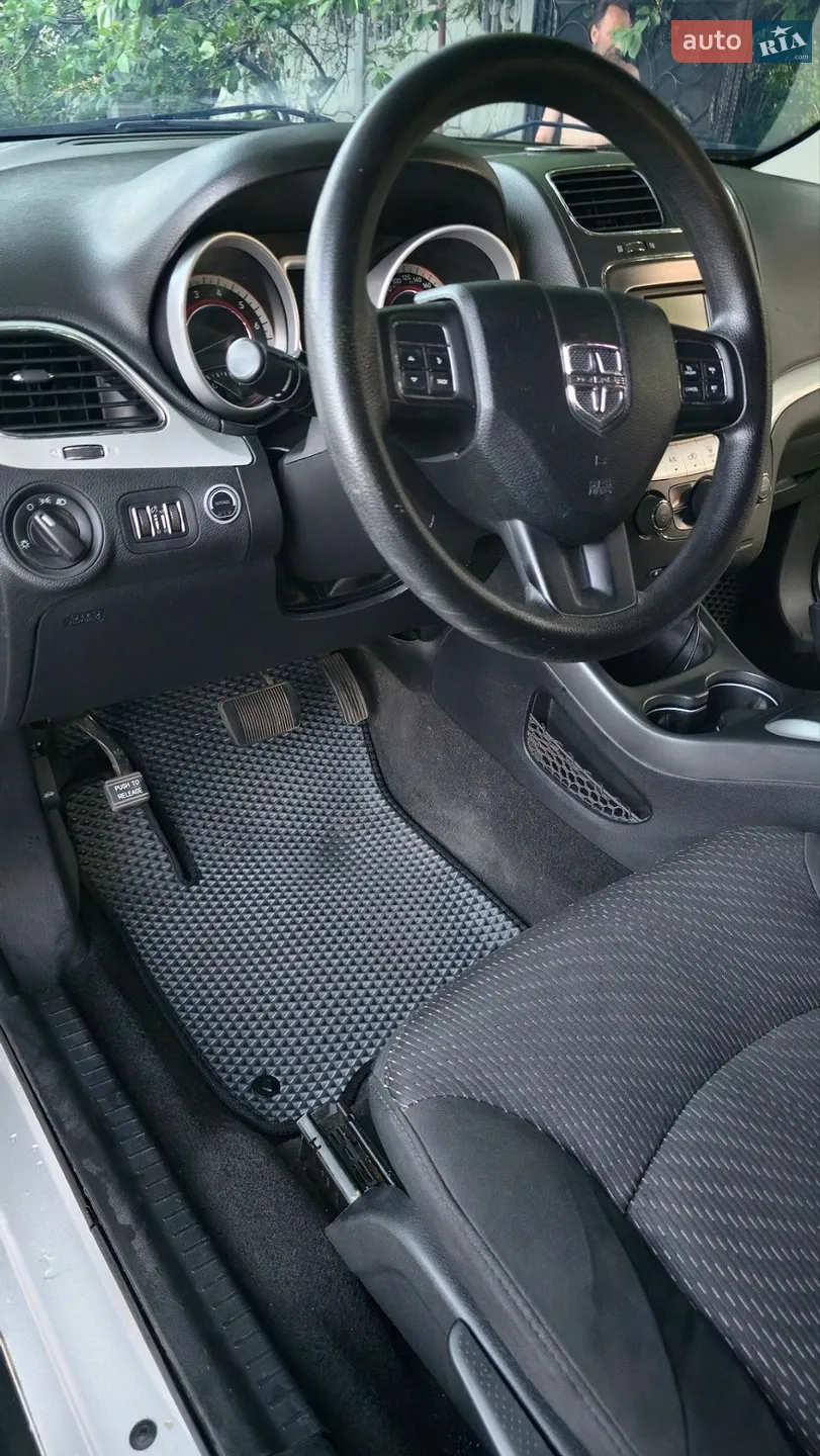 2011 Dodge Journey - мініатюра 15