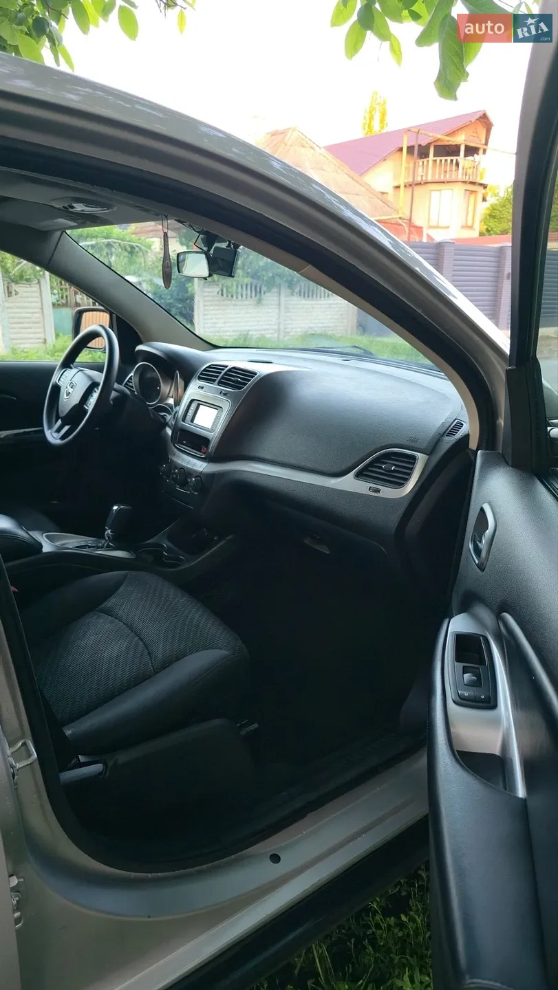 2011 Dodge Journey - мініатюра 17