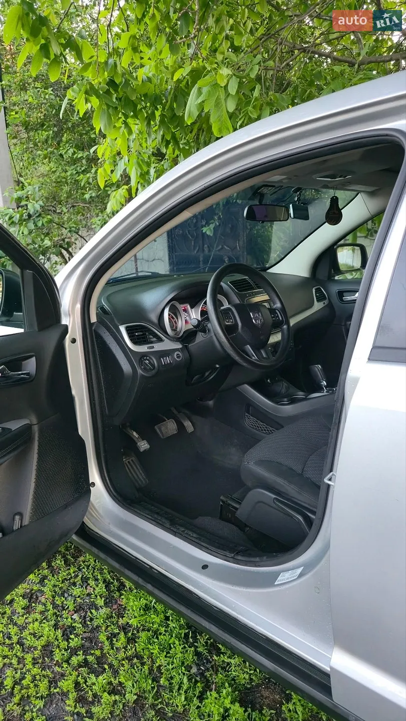 2011 Dodge Journey - мініатюра 13