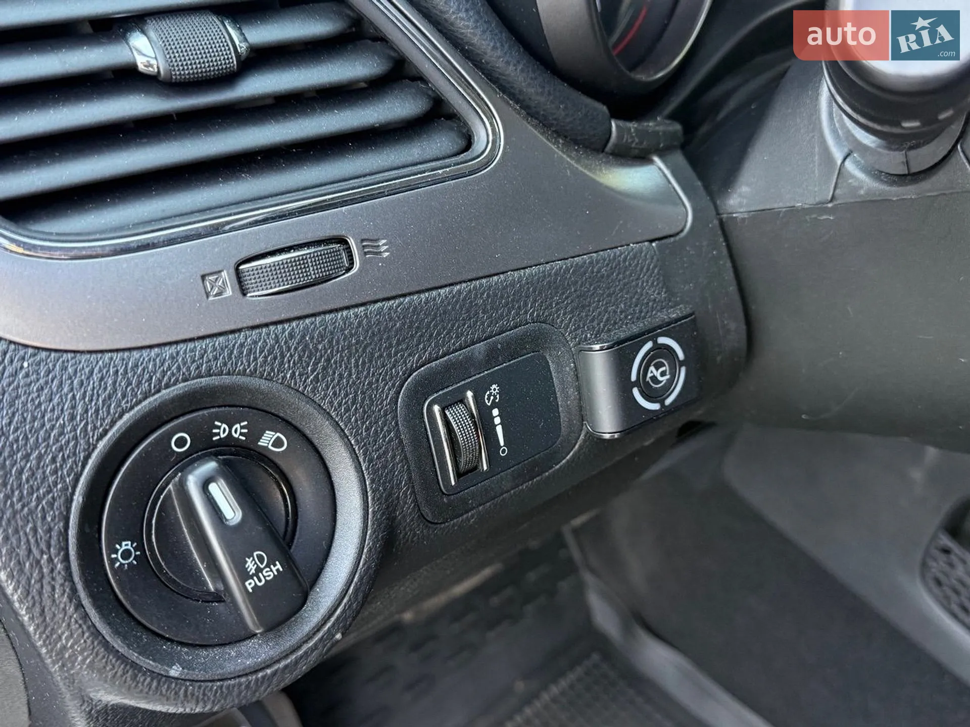 2015 Dodge Journey - мініатюра 14