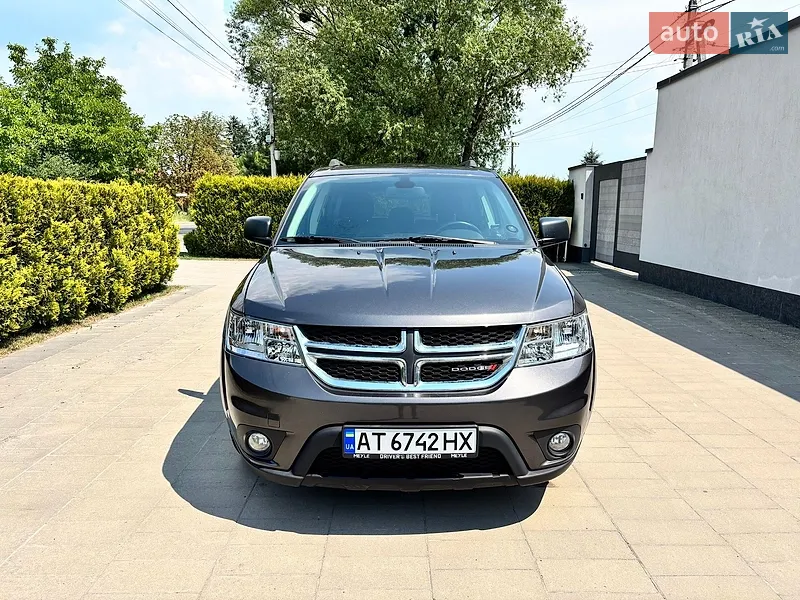 Dodge Journey 2019 VIN 3C4PDCAB1KT749528 фото оголошення 2 з 52