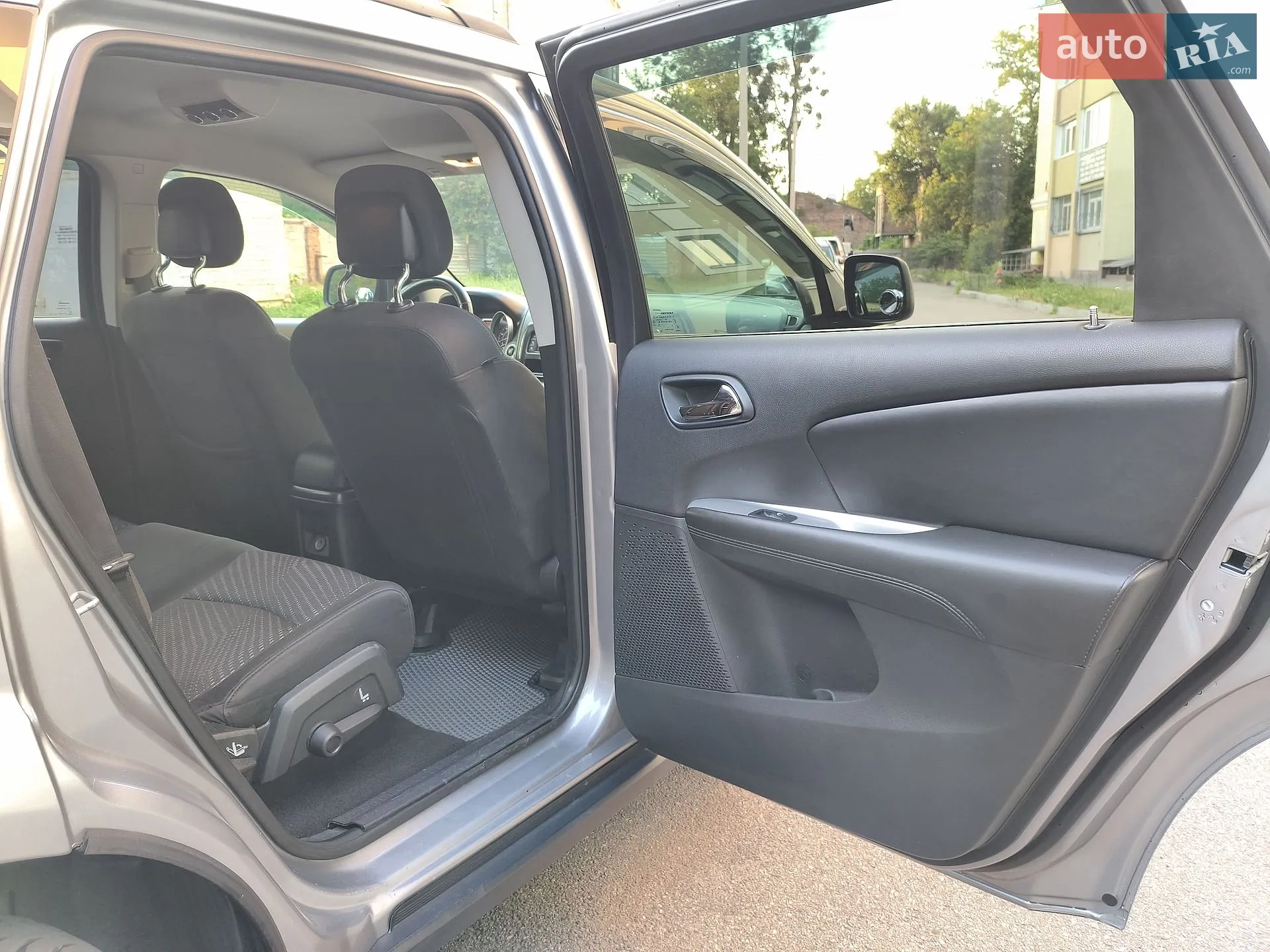 2017 Dodge Journey - мініатюра 21