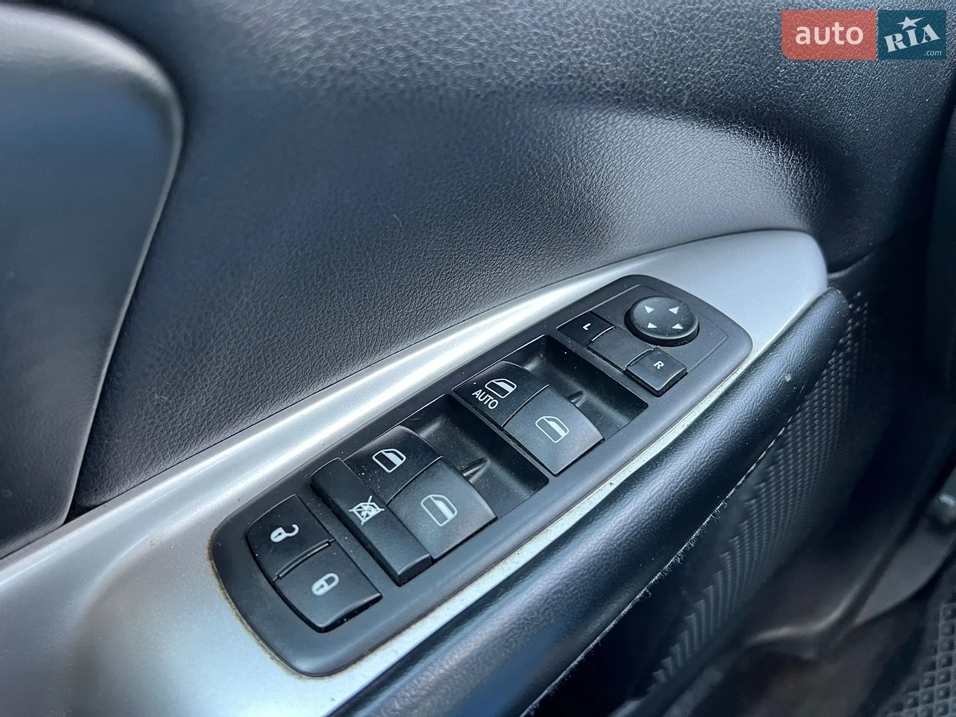 2017 Dodge Journey - мініатюра 10