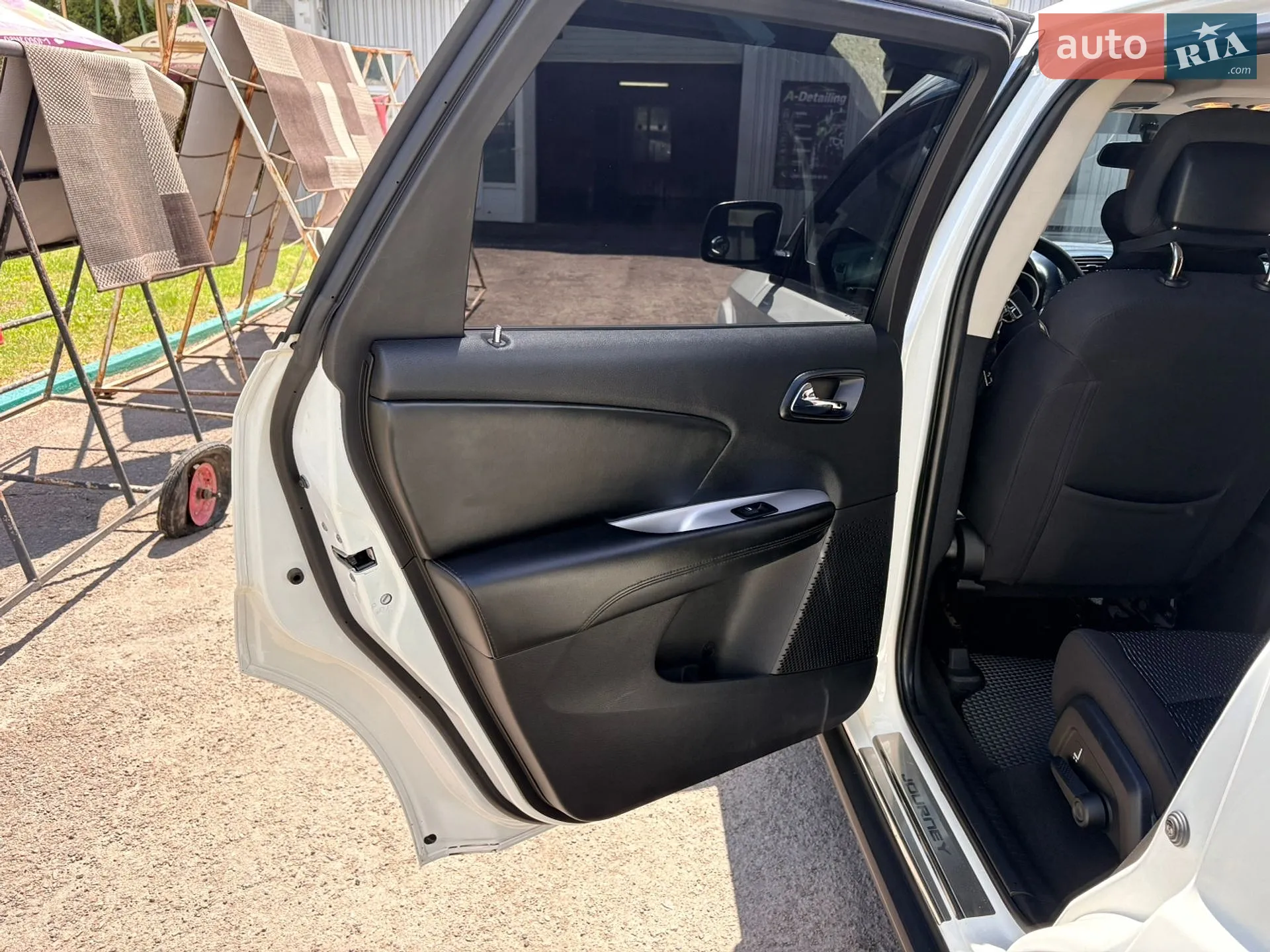 2015 Dodge Journey - мініатюра 12