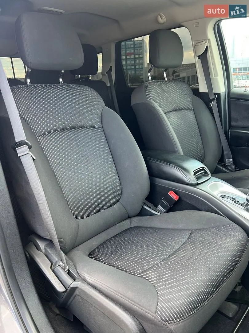 2017 Dodge Journey - мініатюра 21