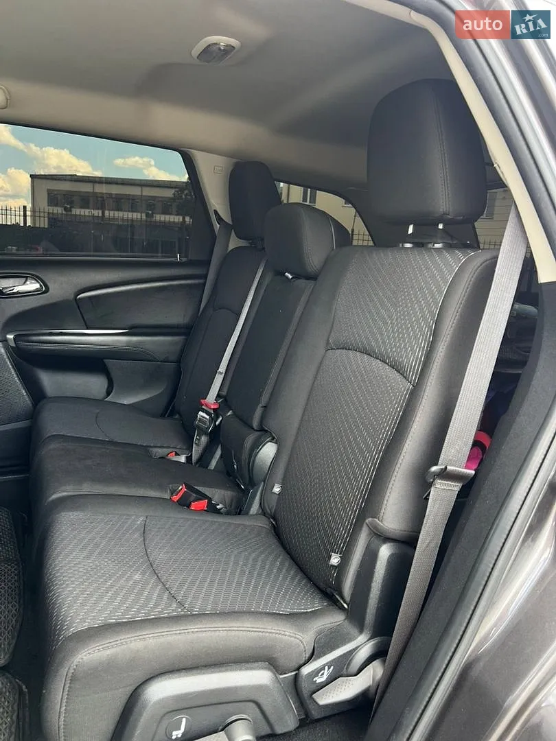 2017 Dodge Journey - мініатюра 26