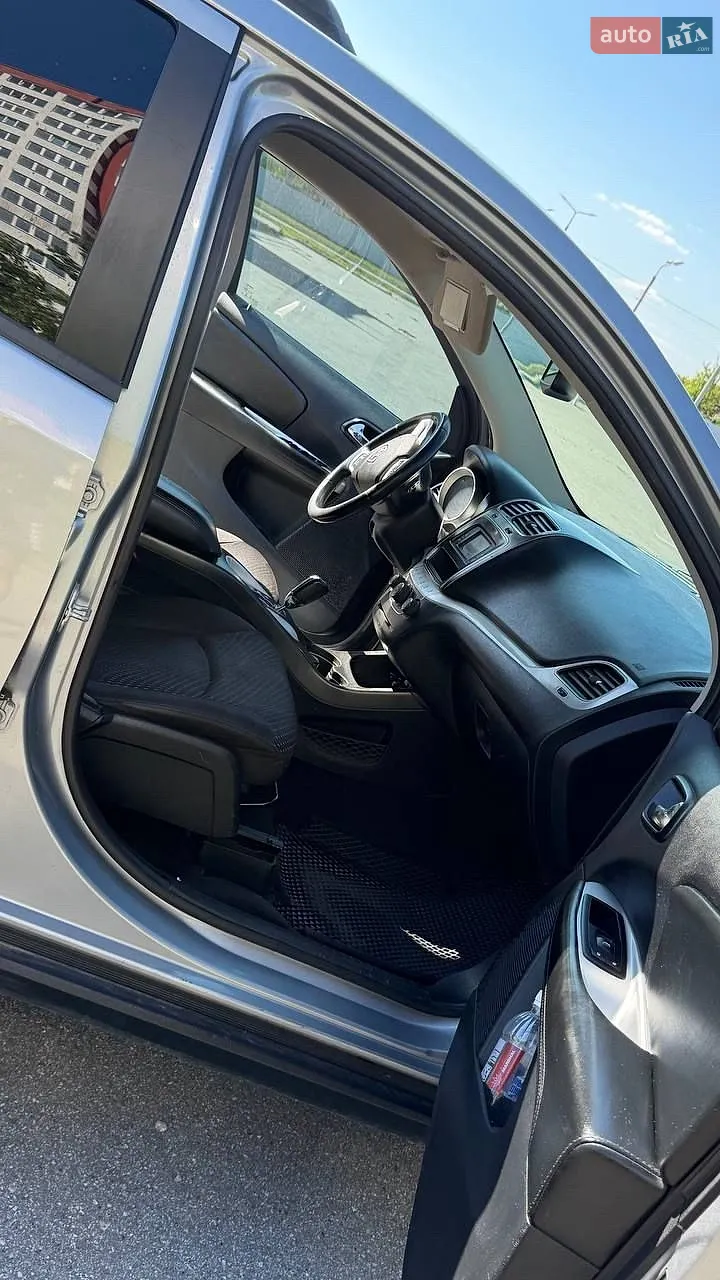2014 Dodge Journey - мініатюра 12