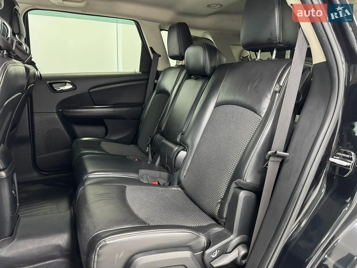 2018 Dodge Journey - мініатюра 32