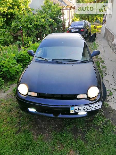 Седан Dodge Neon 1995 в Могилів-Подільському