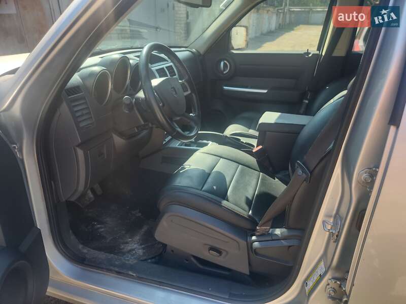 Позашляховик / Кросовер Dodge Nitro 2007 в Києві