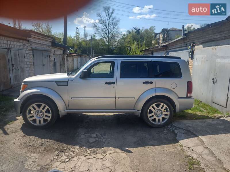 Позашляховик / Кросовер Dodge Nitro 2007 в Києві