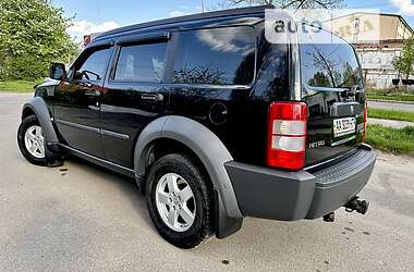 Внедорожник / Кроссовер Dodge Nitro 2008 в 