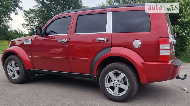 Внедорожник / Кроссовер Dodge Nitro 2008 в Бердичеве