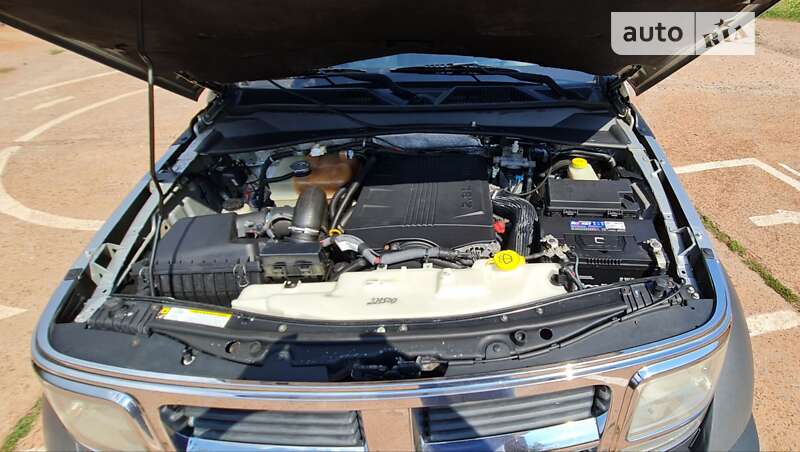 Внедорожник / Кроссовер Dodge Nitro 2008 в Кривом Роге