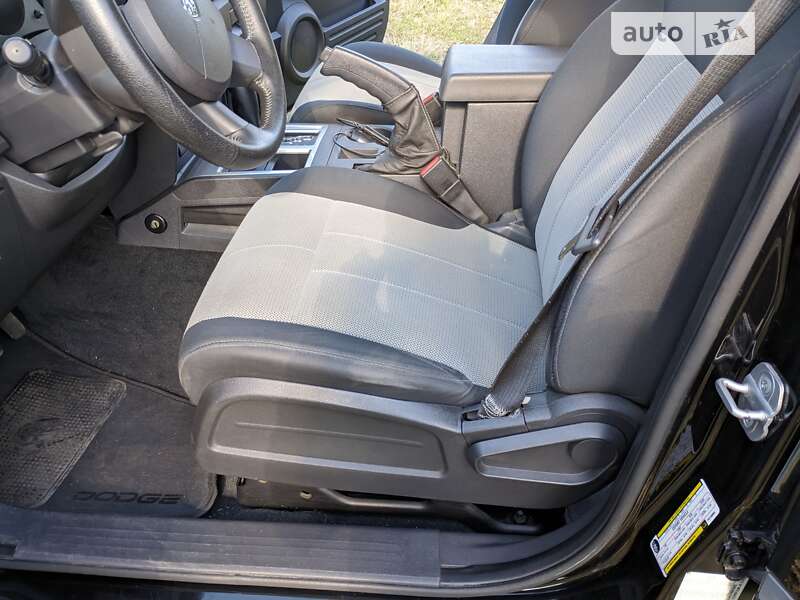 Внедорожник / Кроссовер Dodge Nitro 2007 в Одессе