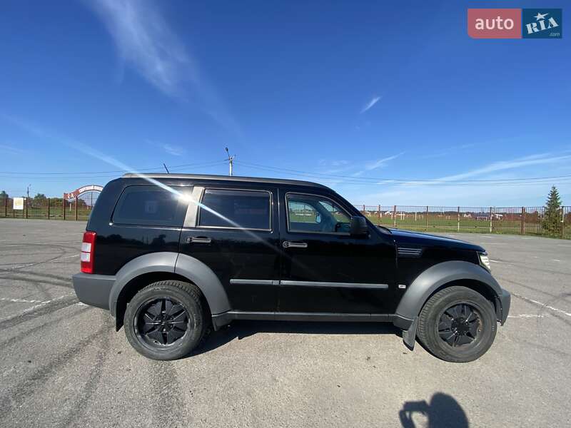 Позашляховик / Кросовер Dodge Nitro 2007 в Луцьку