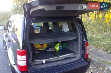 Внедорожник / Кроссовер Dodge Nitro 2007 в 