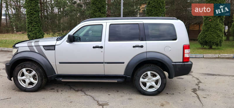 Внедорожник / Кроссовер Dodge Nitro 2007 в Берегомете