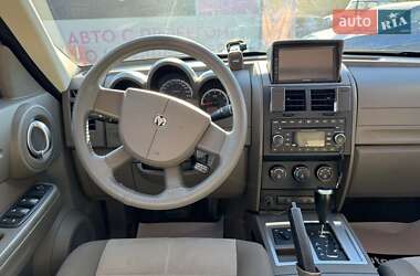 Внедорожник / Кроссовер Dodge Nitro 2007 в 
