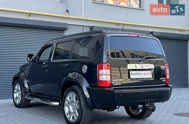 Позашляховик / Кросовер Dodge Nitro 2008 в 