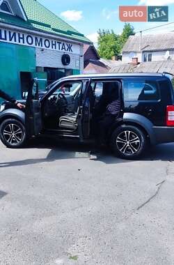 Внедорожник / Кроссовер Dodge Nitro 2007 в 