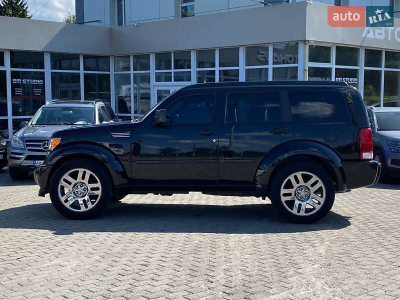 Позашляховик / Кросовер Dodge Nitro 2008 в Житомирі