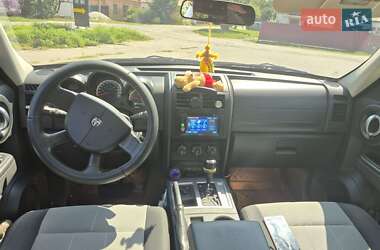 Внедорожник / Кроссовер Dodge Nitro 2007 в 