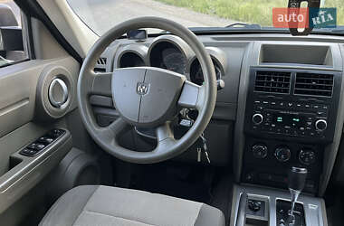 Внедорожник / Кроссовер Dodge Nitro 2008 в 